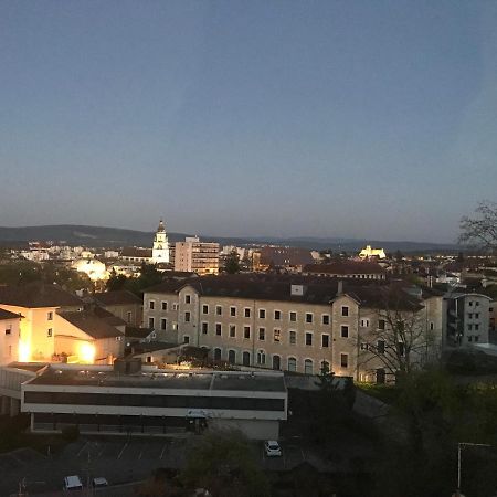 Bel Appartement Renove, Spacieux Et Lumineux Bourg-en-Bresse Buitenkant foto